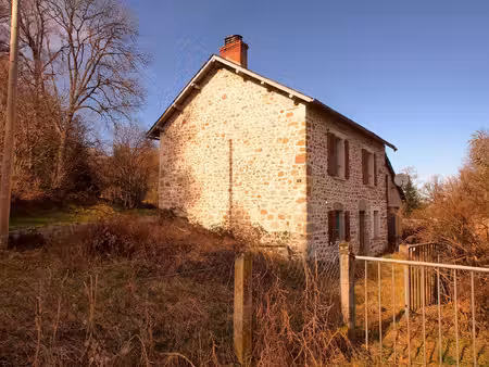 charmante maison pierre apparente offrant une vue exceptionnelle