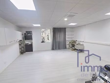 local commercial à vendre