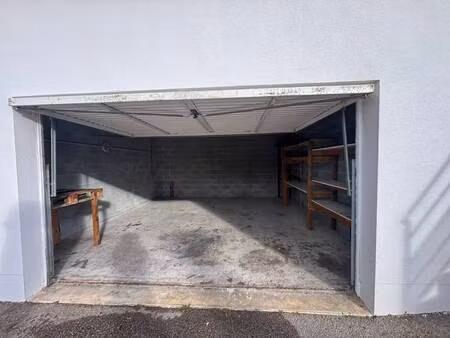 parking à louer
