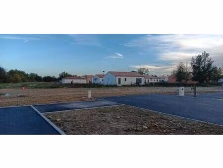 terrain constructible viabilisé à vendre