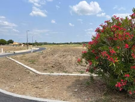 terrain constructible viabilisé à vendre