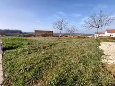 terrain constructible viabilisé à vendre