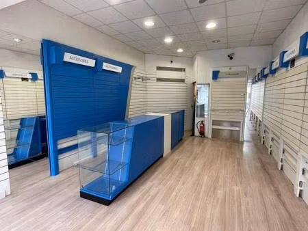 local commercial à louer