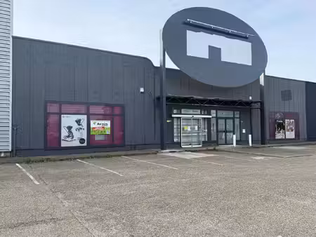 local commercial à vendre