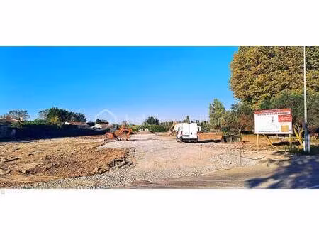 terrain constructible viabilisé à vendre