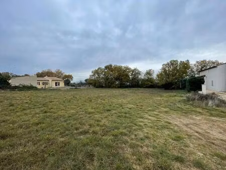 terrain constructible viabilisé à vendre