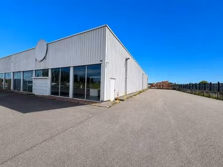 local commercial à louer