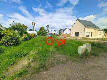 terrain constructible viabilisé à vendre