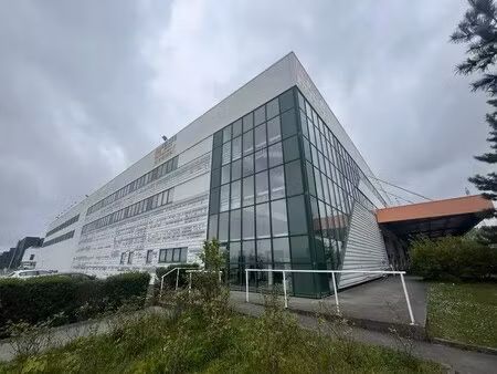location bureaux 576 m²