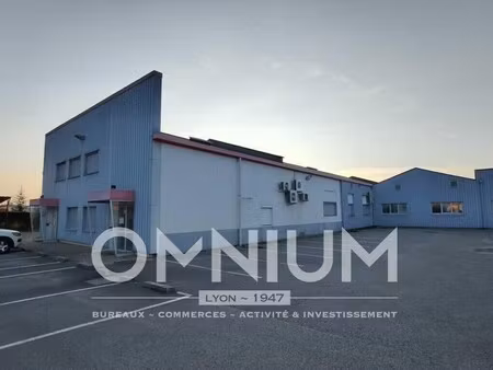 location local d’activités chassieu 69680 265m²
