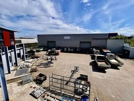 location local d’activités saint vigor d ymonville 76430 1818m²