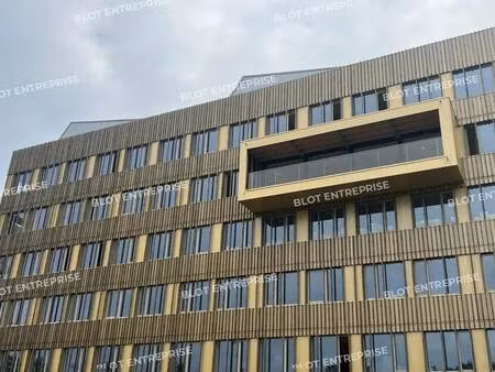vente bureaux 609 m²