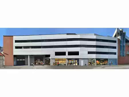location commerce fecamp 76400 687m²