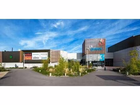 location commerce montivilliers 76290 270m²