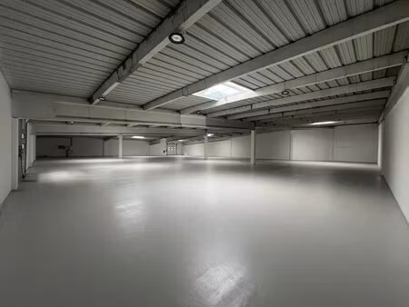 vente local d'activités 697 m² à 1 245 m²