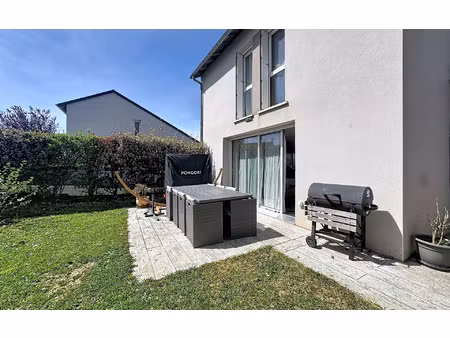 location maison  86.09 m² t-4 à luc-la-primaube  950 €