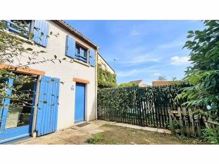 vente maison à saint-sébastien-sur-loire (44230) : à vendre / 52m² saint-sébastien-sur-loi