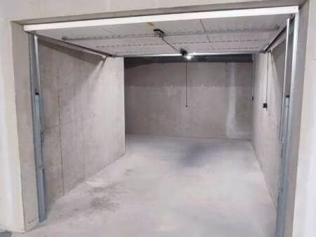 parking à louer