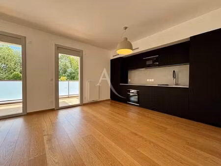 l'adresse annecy