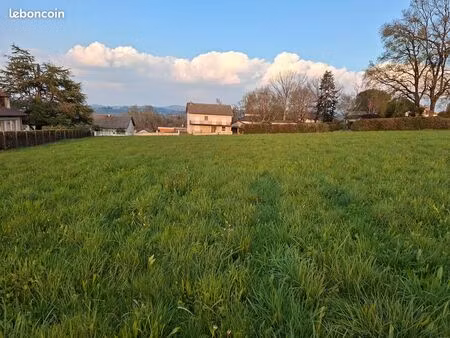 av terrain constructible