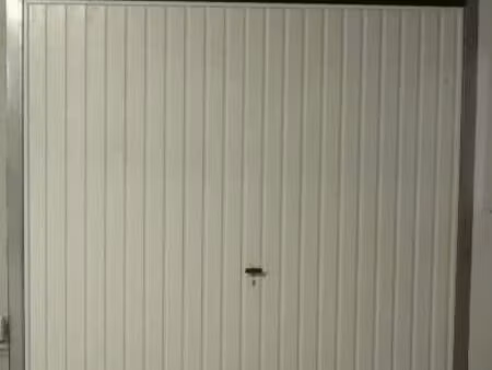 garage sécurisé en sous-sol