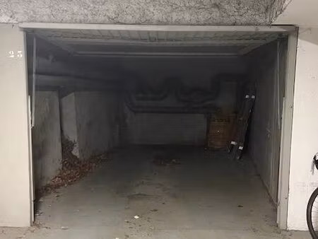 garage voiture lyon