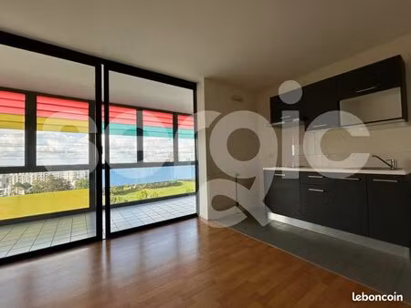 studio 1 pièce 27 m²