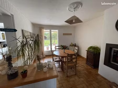 maison 5 pièces 93 m²