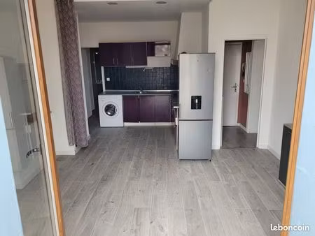 t3 centre ville serignan