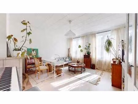 quartier mai - agreable et lumineux appt 1ch + balcon !