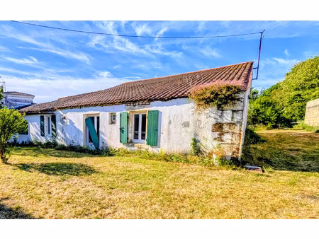 maison saint-agnant m² t-5 à vendre  139 900 €