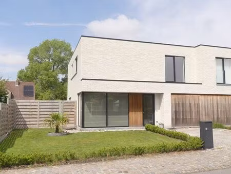 maison à louer à esen € 1.100 (lobej) | zimmo