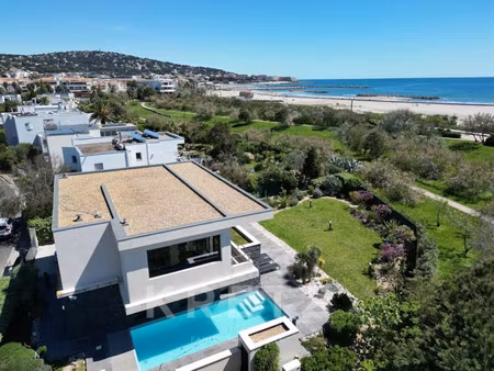 maison de luxe à vendre dans le quartier espace villeroy-les quilles