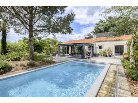 villa de luxe à vendre à le pallet
