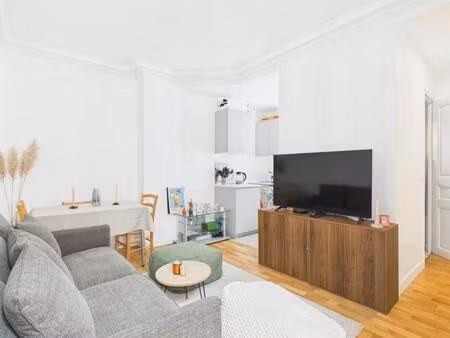 2 pièces - rue nollet 75017