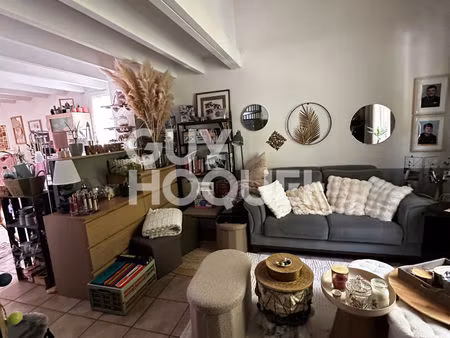 exclusivité - charmant duplex de 2 pièces à vendre à clermont centre.