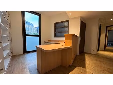 bureau centre ville de vichy 140m2 avec parking