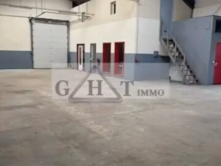 location entrepôt brie comte robert 77170 270m²
