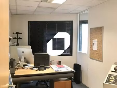 location local d’activités issy les moulineaux 92130 548m² à 5549m²