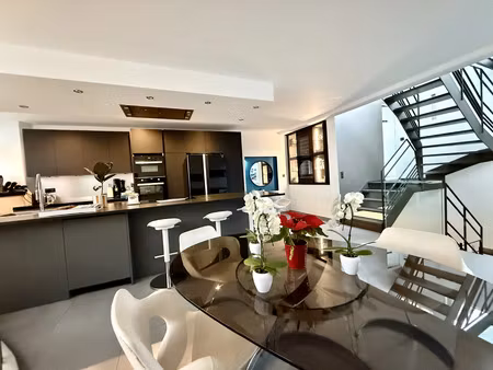 maison de ville esprit loft avec rooftop de 46m2- volumes exceptionnels