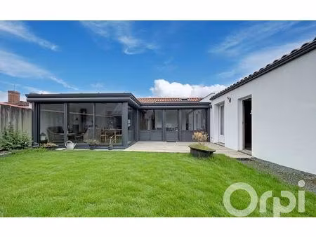 maison châteauneuf 118.86 m² t-4 à vendre  264 000 €