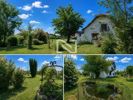 maison de campagne à rénover entièrement et terrain paysager