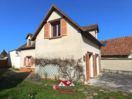 maison ancienne sur terrain de 880 m2