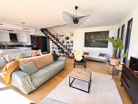 maison contemporaine t5 avec jardin et garage