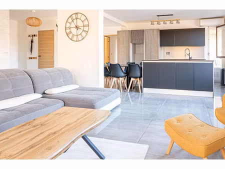 vente appartement 4 pièces 111 m² à aix-en-provence (13090)  600 000 €