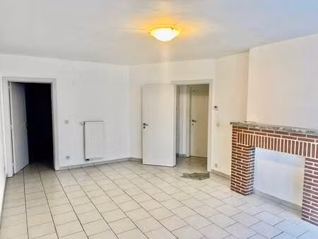 appartement 1 ch. epc c - charleroi centre