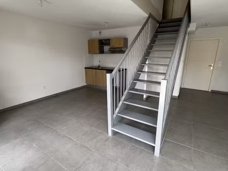 appartement t3 duplex - 66m2 - roques