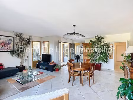 vente appartement 6 pièces 136 m² saint-didier-au-mont-d’or (69370)
