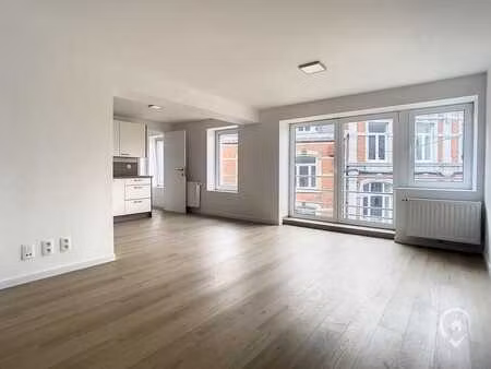 appartement 2 chambres à louer au centre de marche
