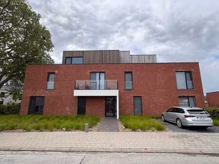 appartement spacieux avec terrasse ensoleillée